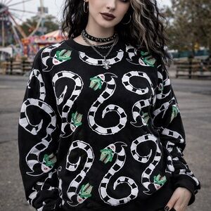 Hot Topic Black and White Snake Pattern Hoodie